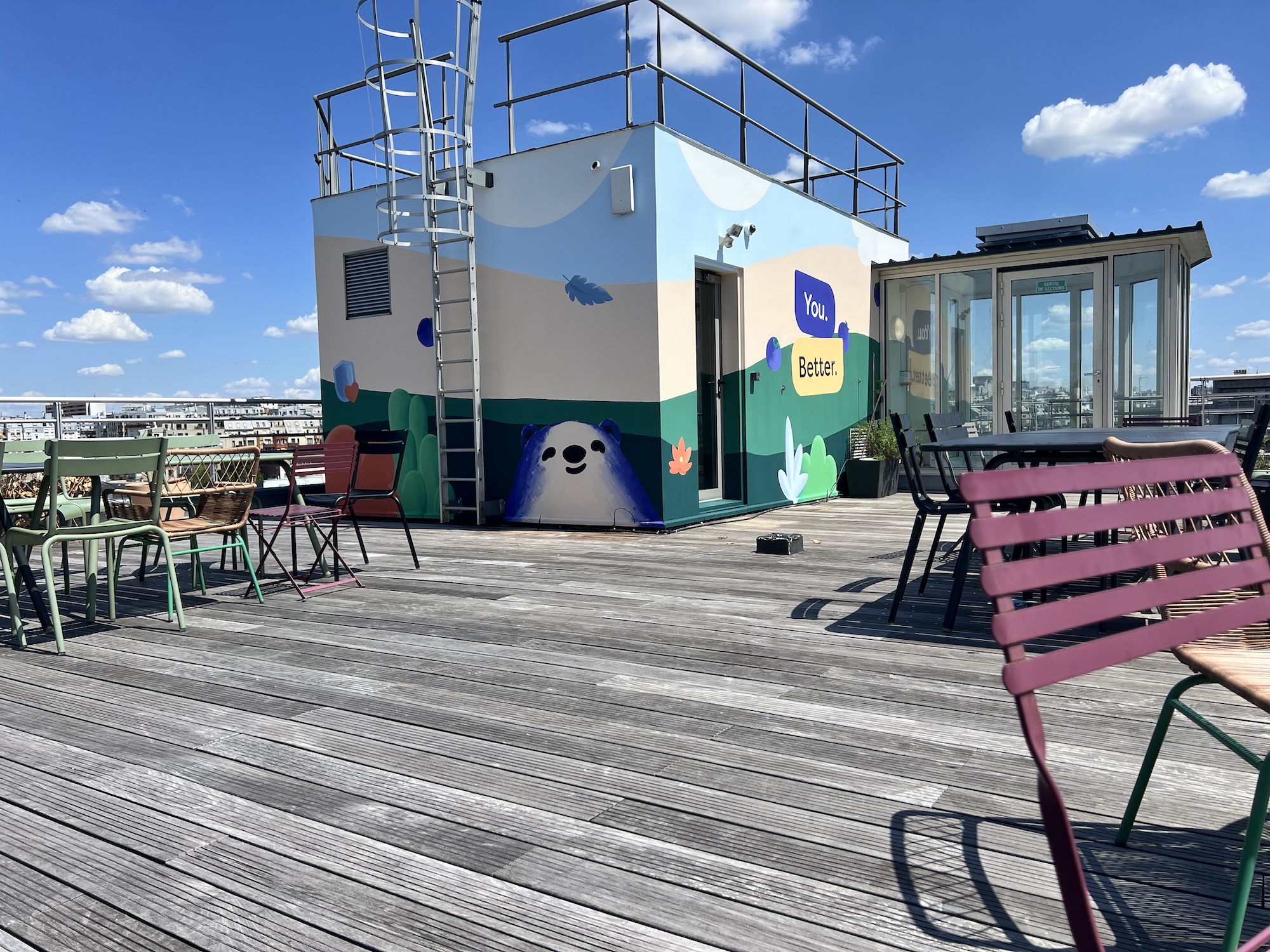Fresque rooftop Alan, décor mural