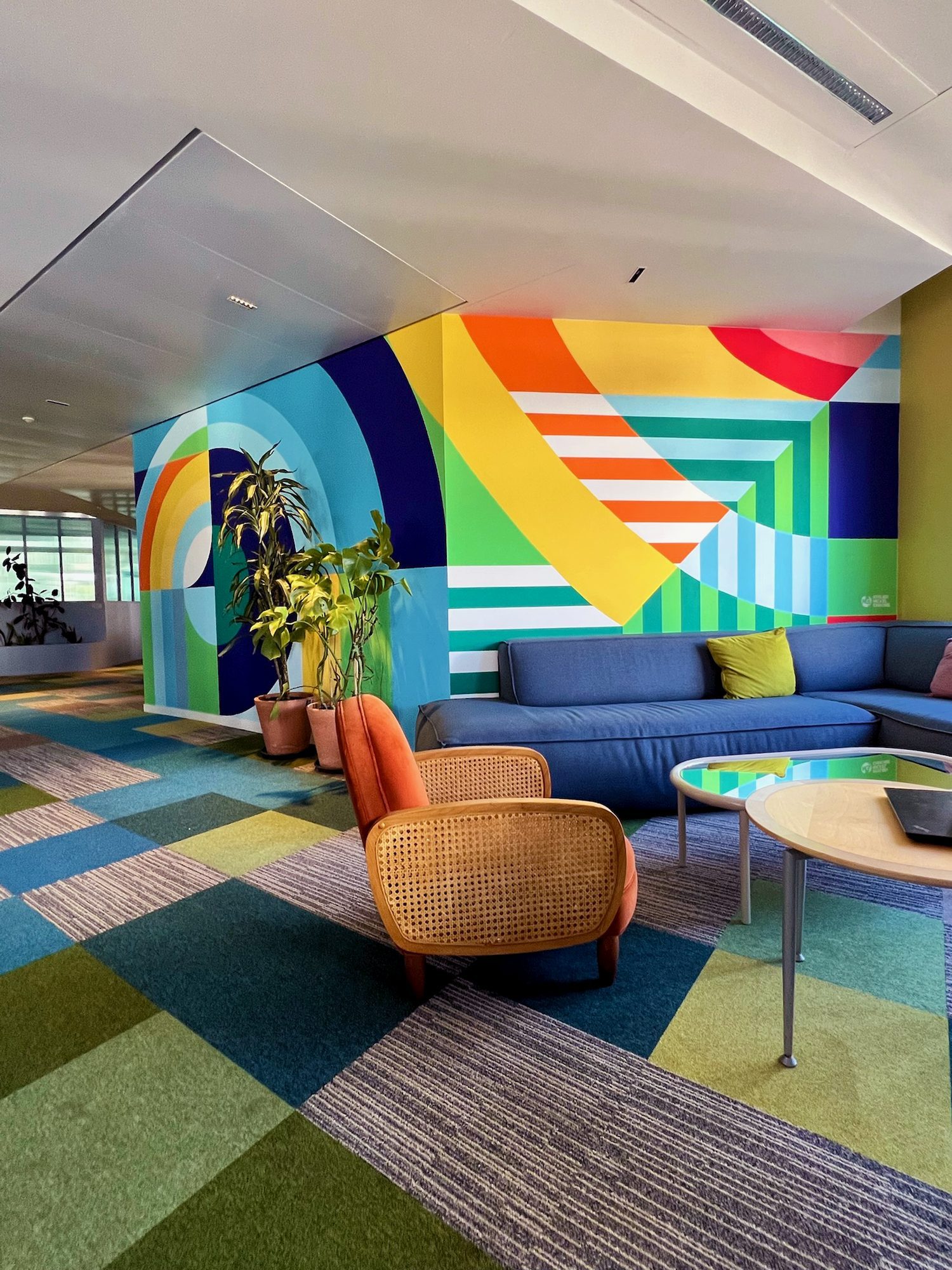 Vue latérale — fresque murale Greenflex, Paris