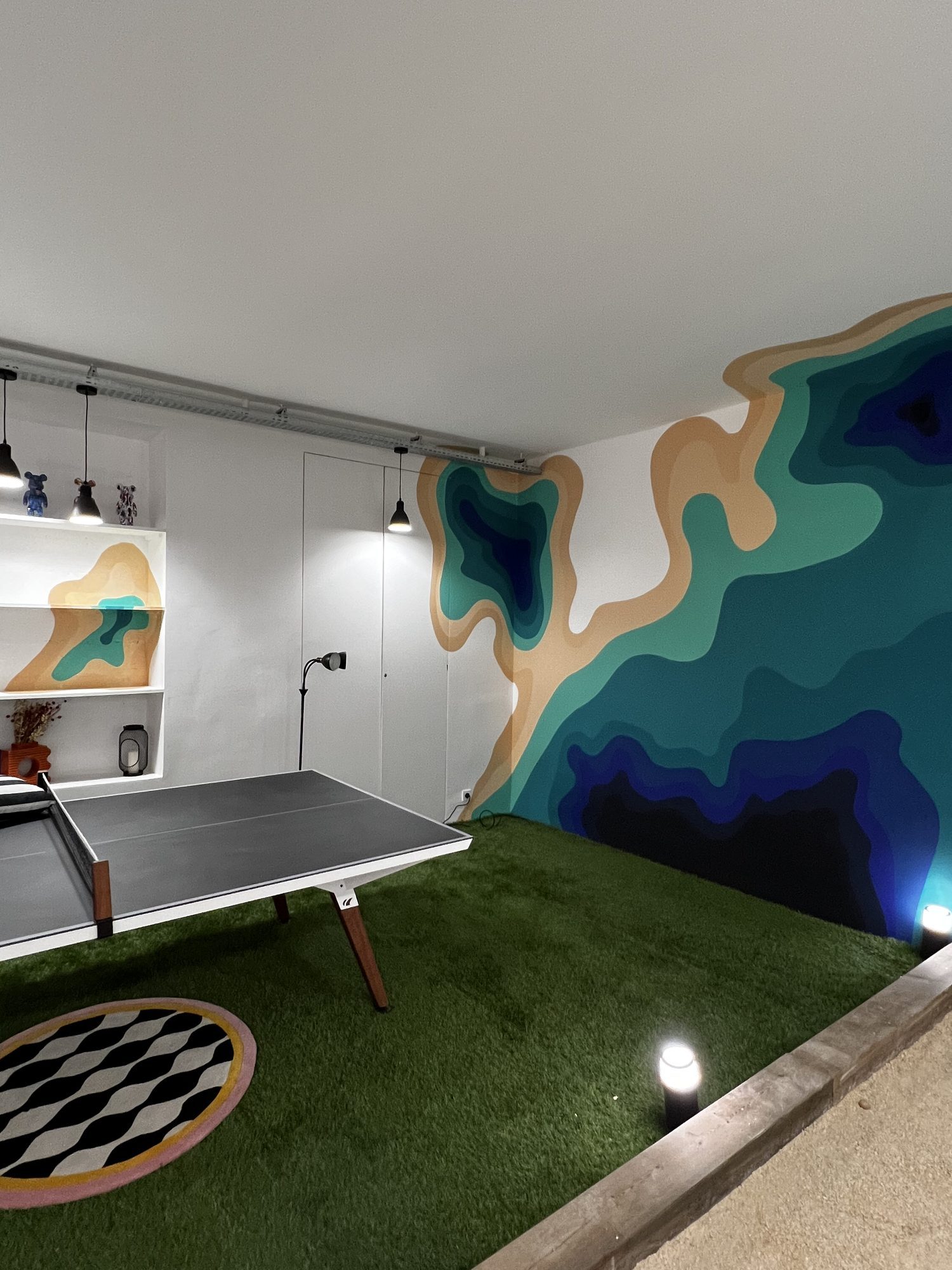 Vue d'ensemble — fresque murale No Place Like Work, Paris