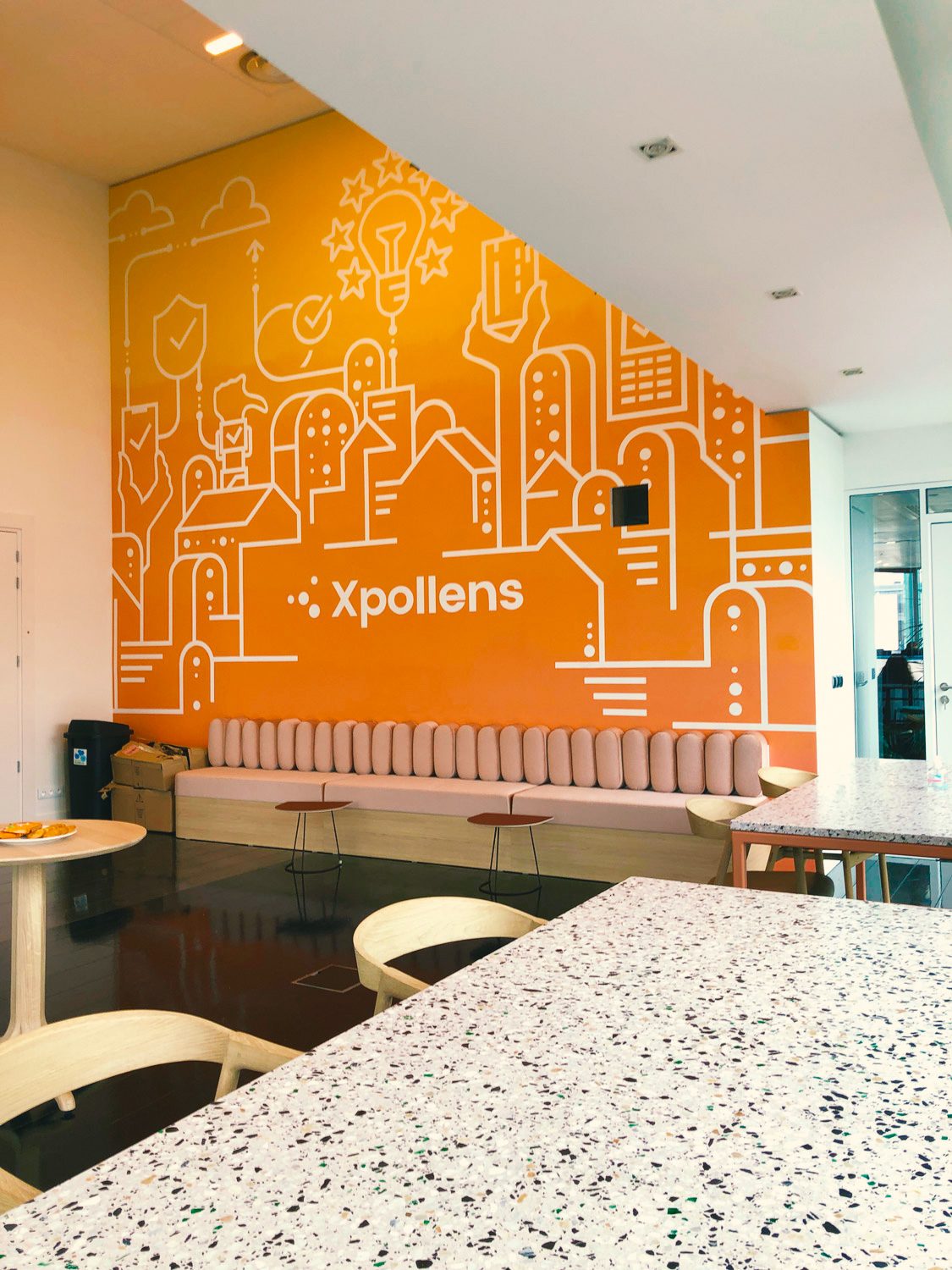 Détail du motif — fresque murale Xpollens · Cafétéria (2/2), Paris